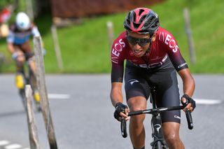 Egan Bernal attacks near the end of stage 6 at Tour de Suisse