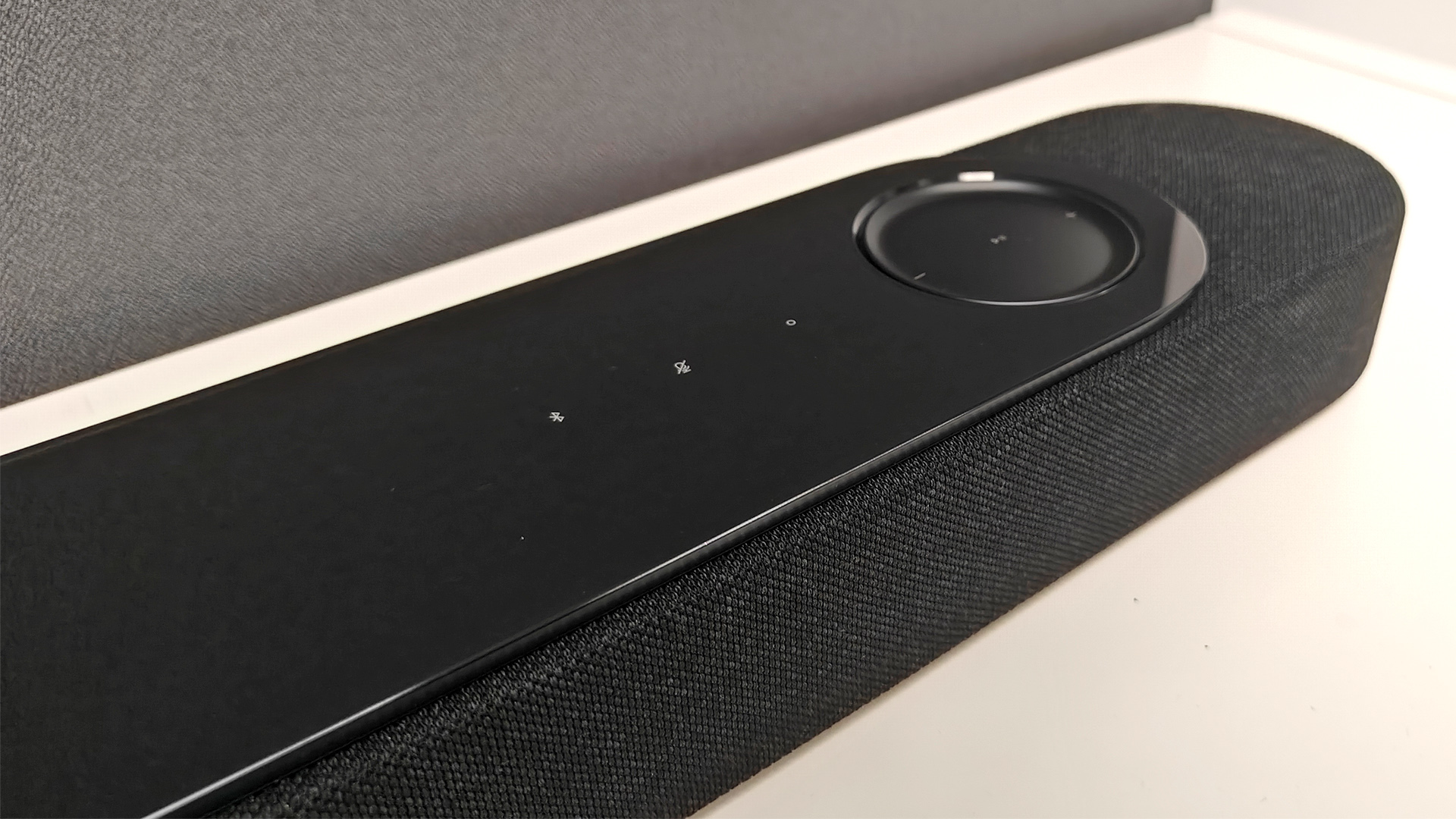 Bose Lifestyle Ultra Soundbar soundbar close up on end of bar showing controls