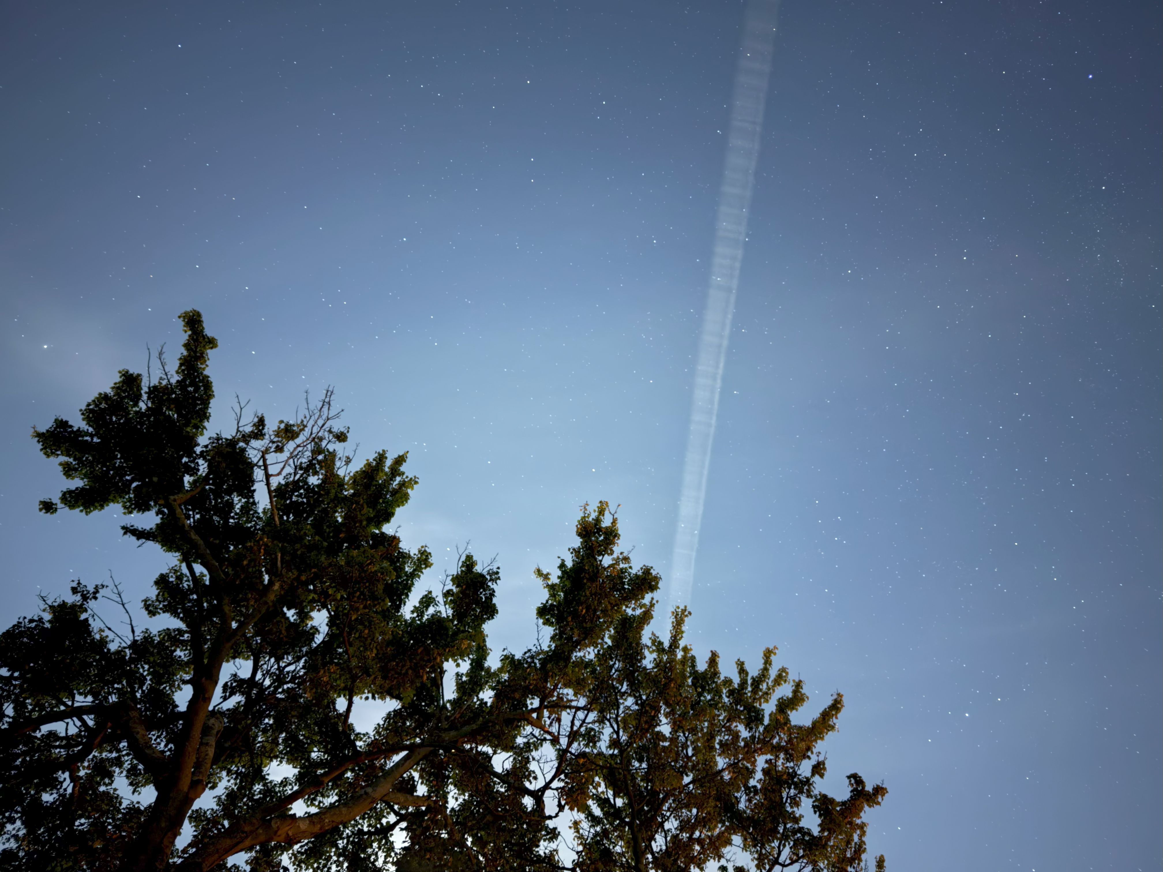 Apple iPhone 17 Pro astrophotography sample.