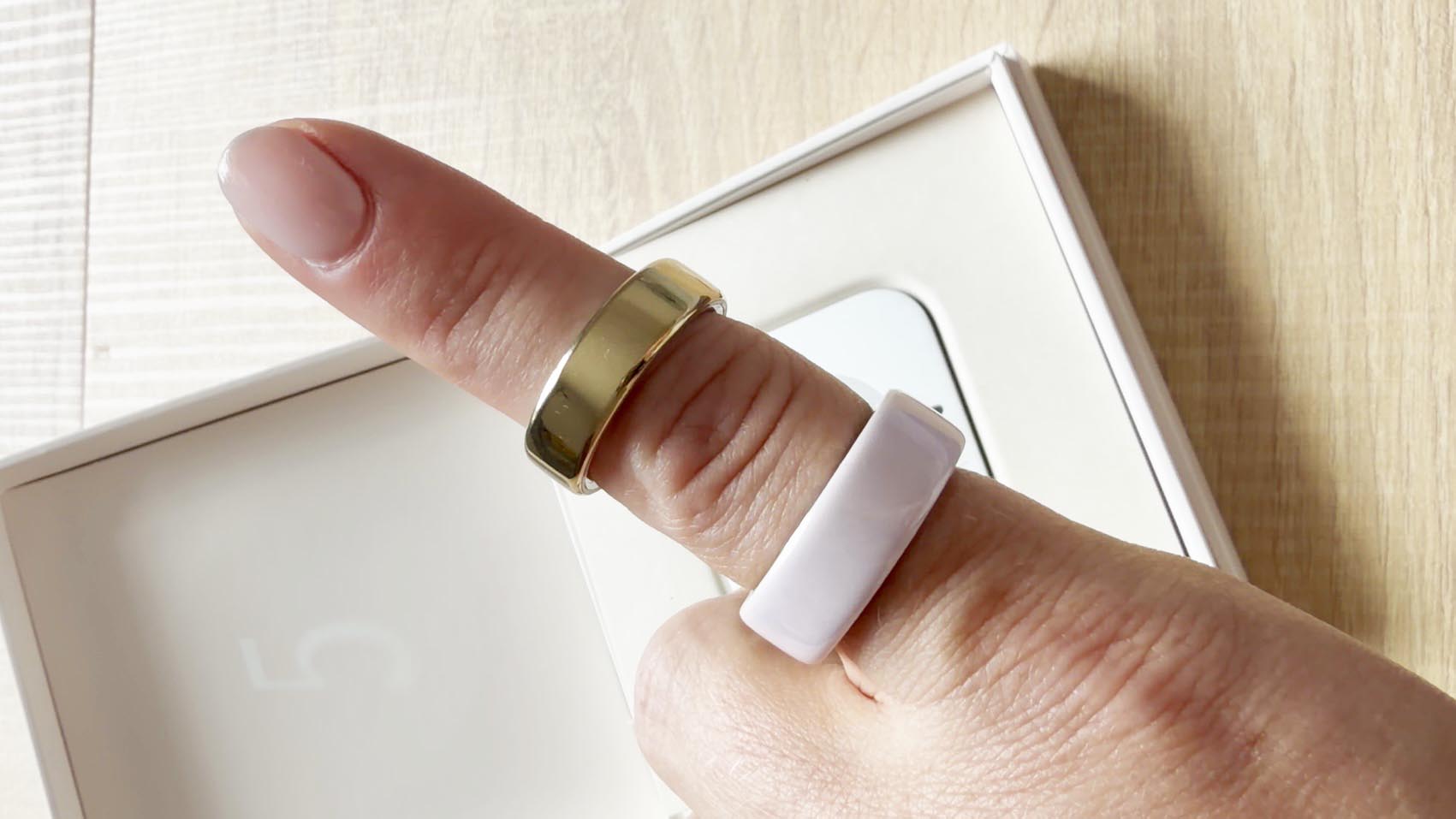 photos of the Oura Ring 5