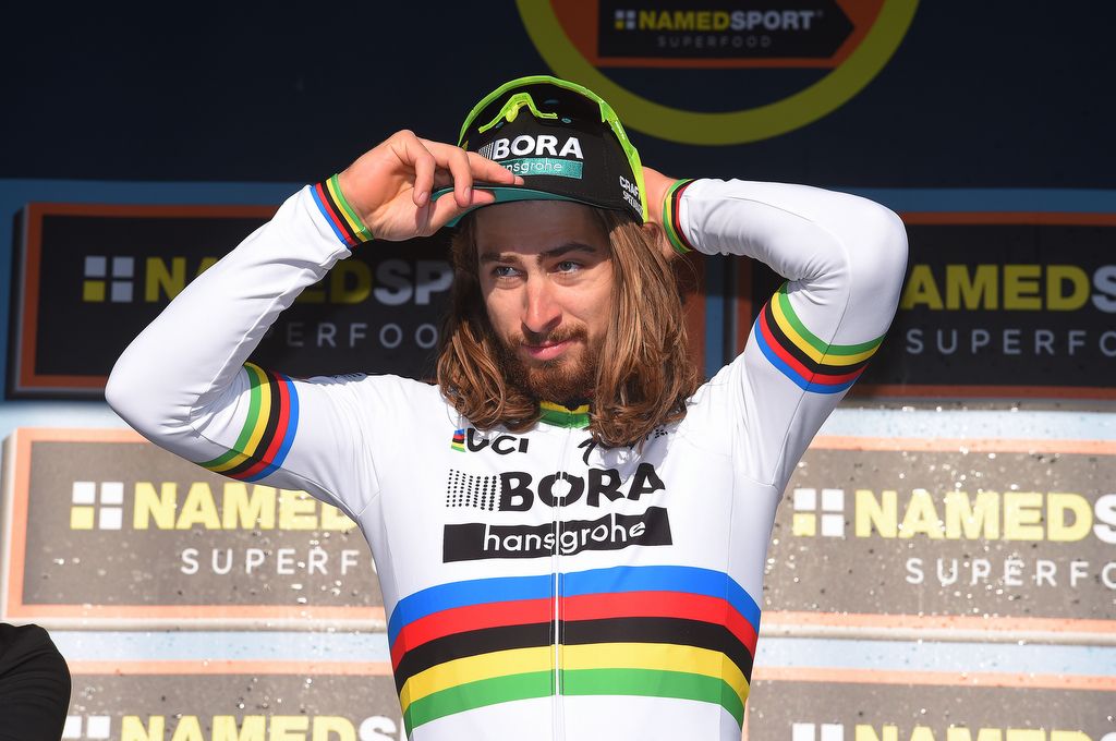 Peter Sagan (Bora-hansgrohe) adjusts his cap