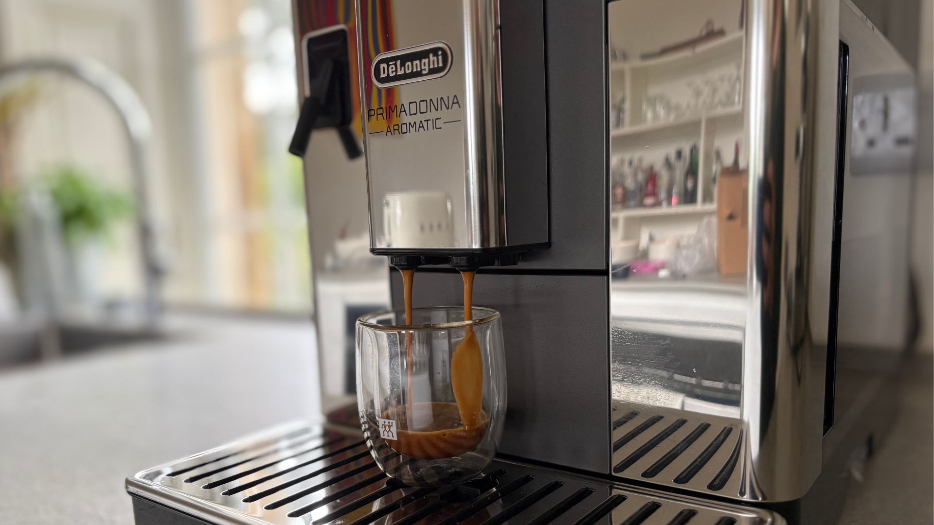 Testing the De&#039;Longhi Primadonna Aromatic Coffee Machine