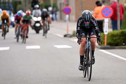 Pfeiffer Georgi solos to Brugge De Panne win