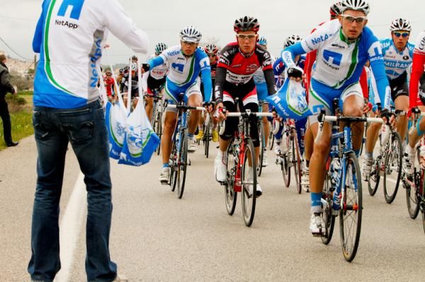 Riders in the feed zone in today's stage.