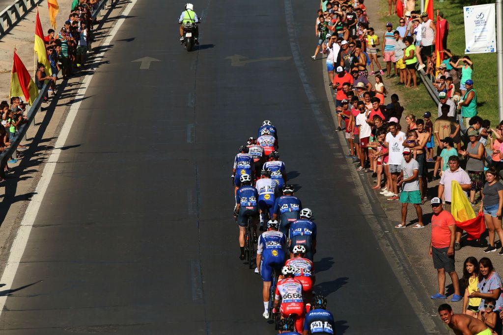 The peloton single file stage 7 at the Vuelta a San Juan