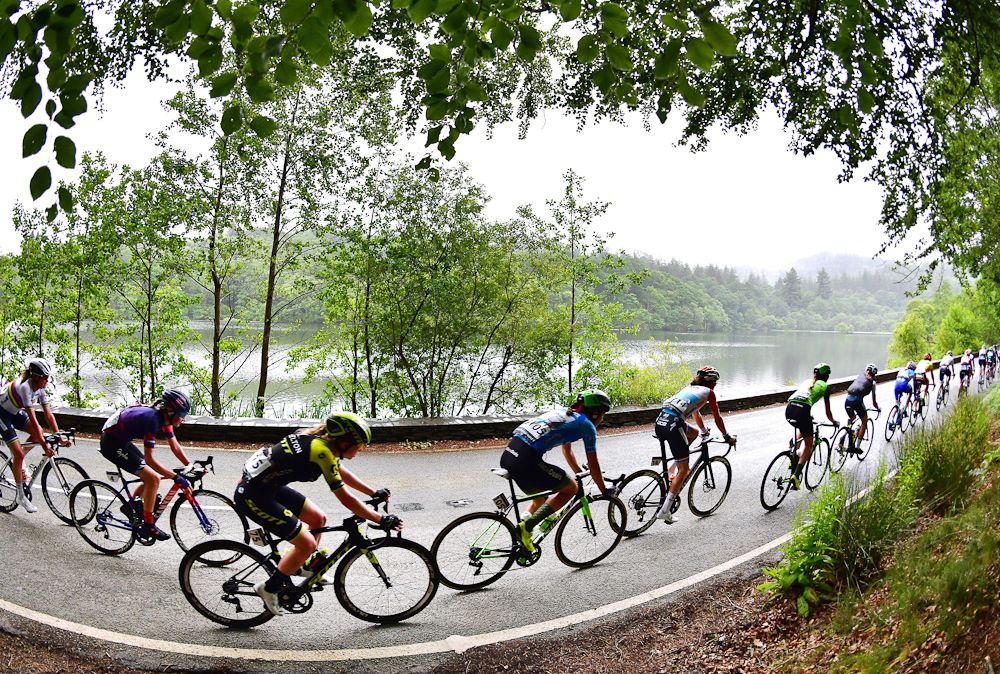 The peloton in action during the final stage at the OVO Energy Women's Tour