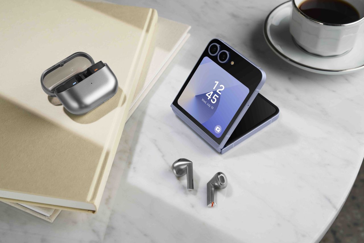 Samsung Galaxy Z Flip6