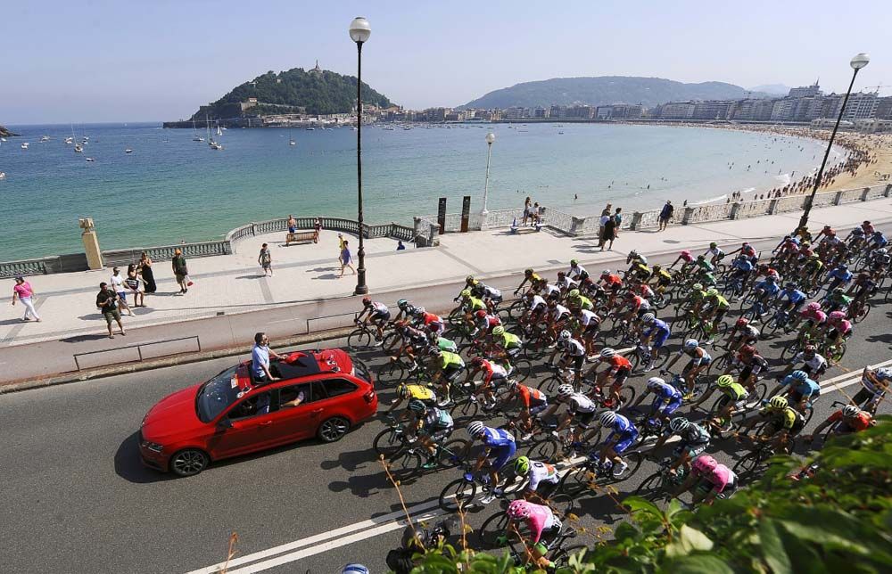 The bunch during the 2018 Clasica San Sebastian