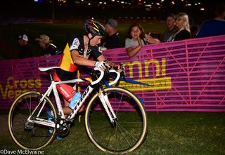 Sanne Cant racing comfortably in third position