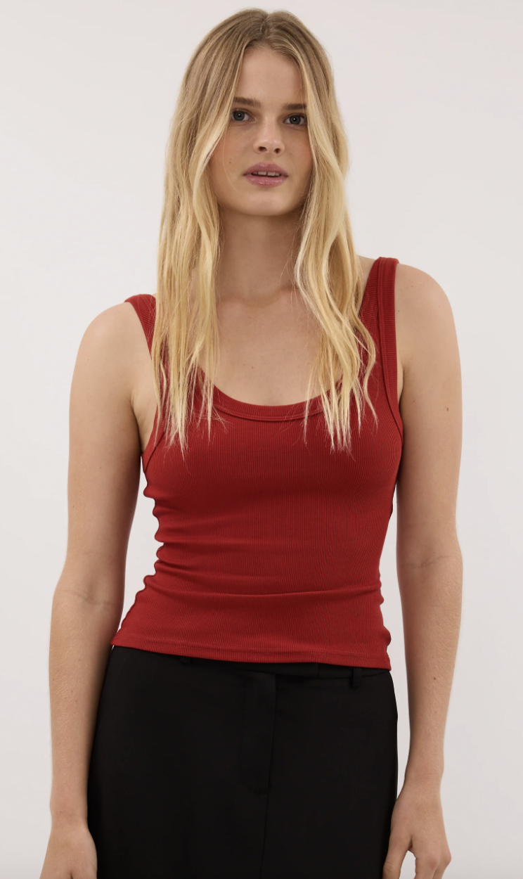 Dissh, Phoebe Burnt Red Scoop Neck Tank Top