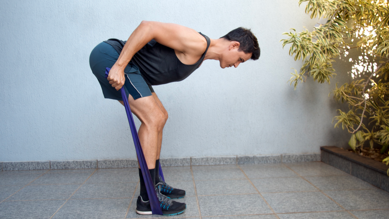 No gym or dumbbells – build muscle at home with a resistance band and these 8 exercises