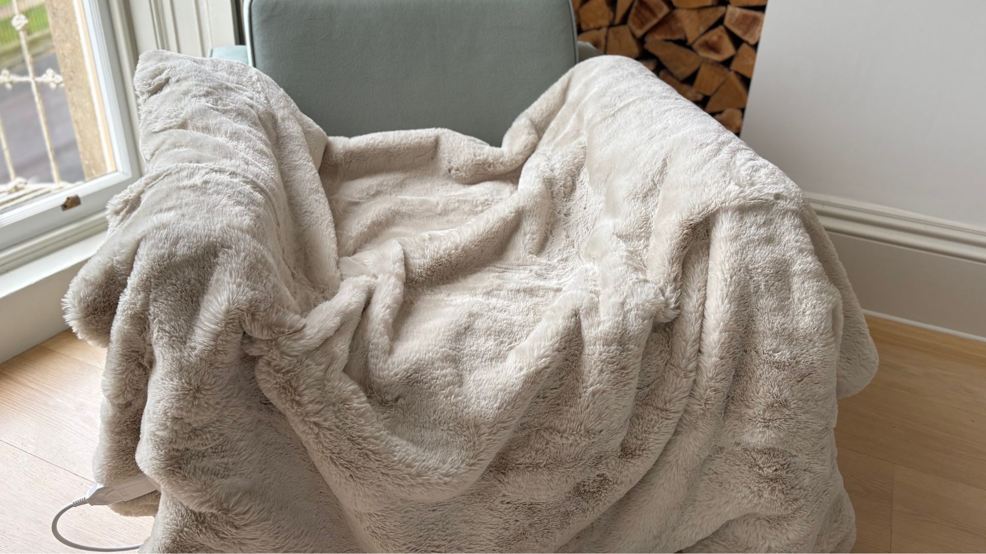 Testing The White Company Faux Fur Heated Throw