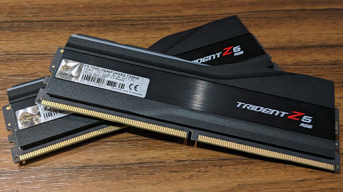 32GB G.Skill DDR5 Trident Z5 RGB 6000MHz CL32 1.35V Dual Channel Kit 2X  16GB Black at