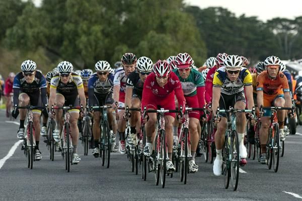 All together with tour winner Rohan Dennis (second from right) of Team Jayco Skins heading the field.