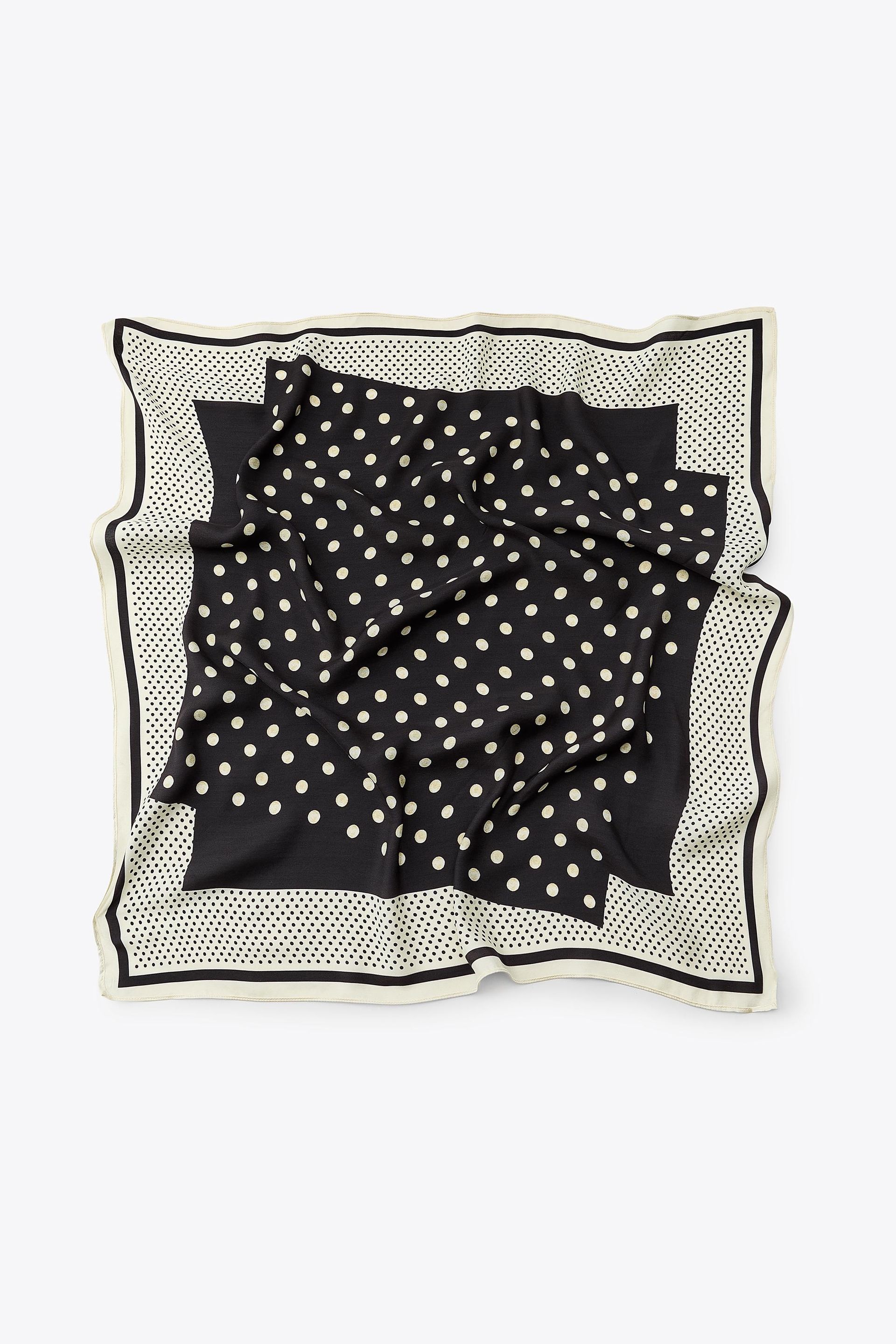 Scarf With a Polka-Dot Print