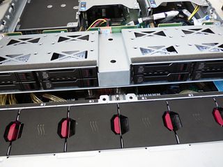 Inside the HPE ProLiant DL345 Gen11