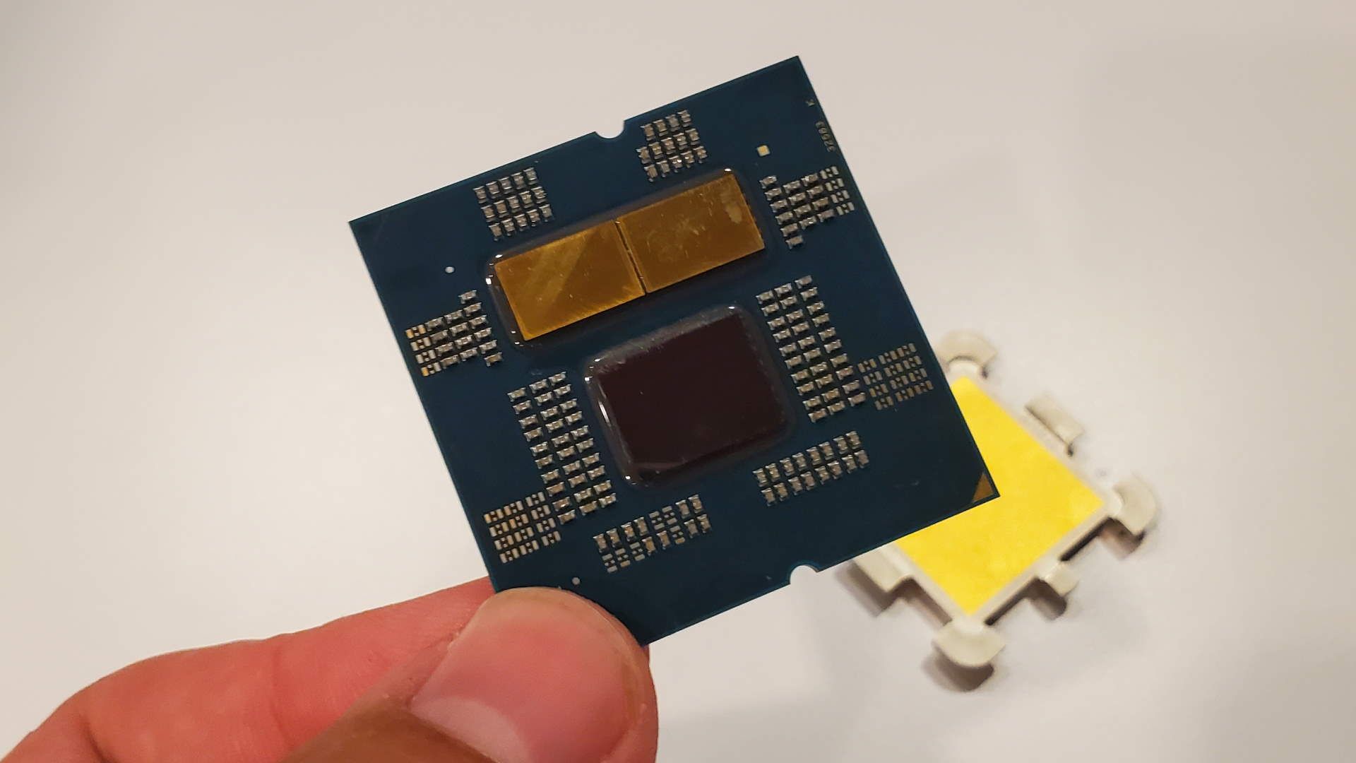 パソコンCPU pPVdtzPorCsp2zzuNEKopj-1920-80.jpg