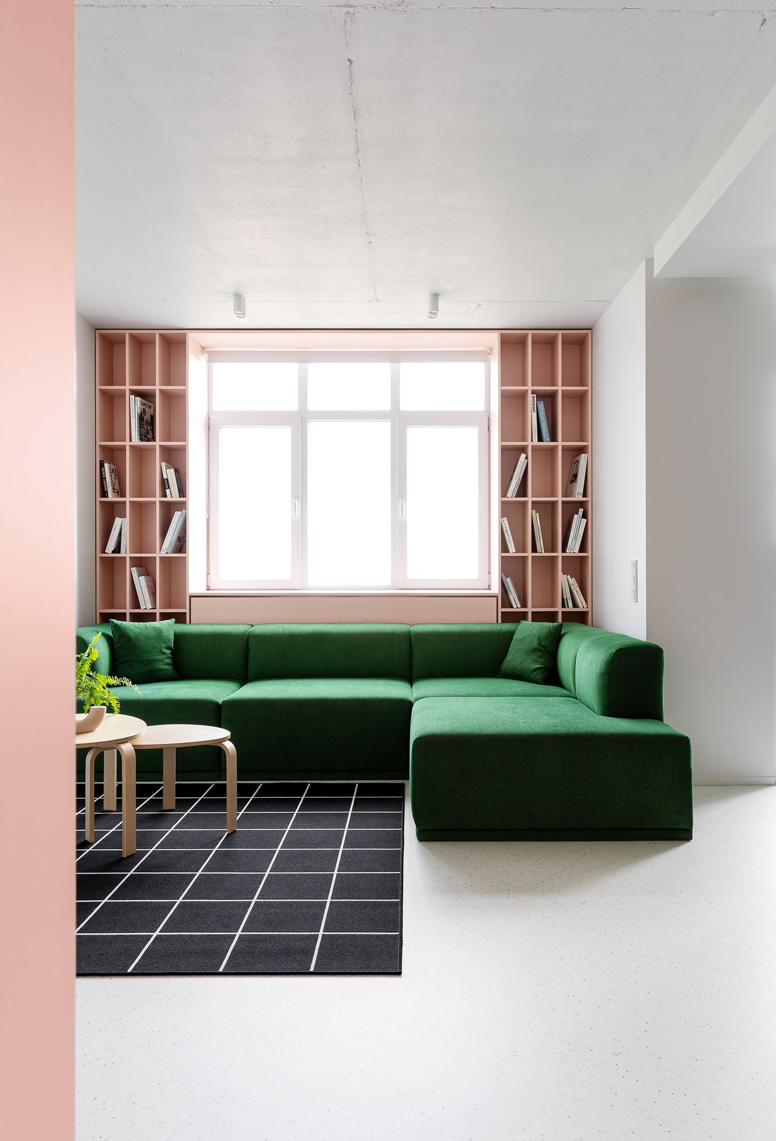 10 colors that go with light pink Livingetc