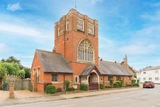 Chapel House, Winslow, Knight Frank