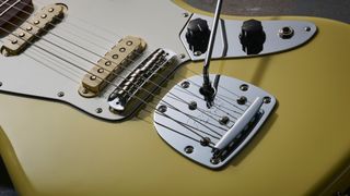 Fender Player II Jaguar in Hialeah Yellow