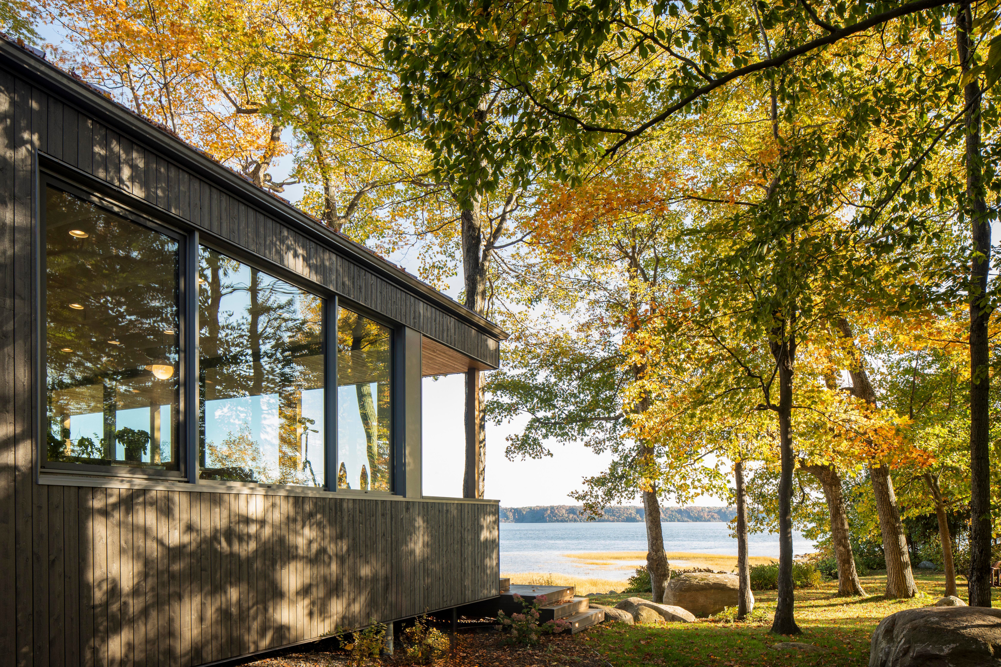 The ambience and siting of the original cottage is retained and enhanced