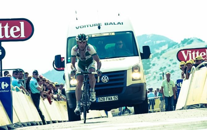 Jonathan Hivert (Sojasun) was the final rider to cross the finish line on Mont Ventoux, more than 50 minutes behind Froome and nearly 18 minutes after the sprinter's autobus group.