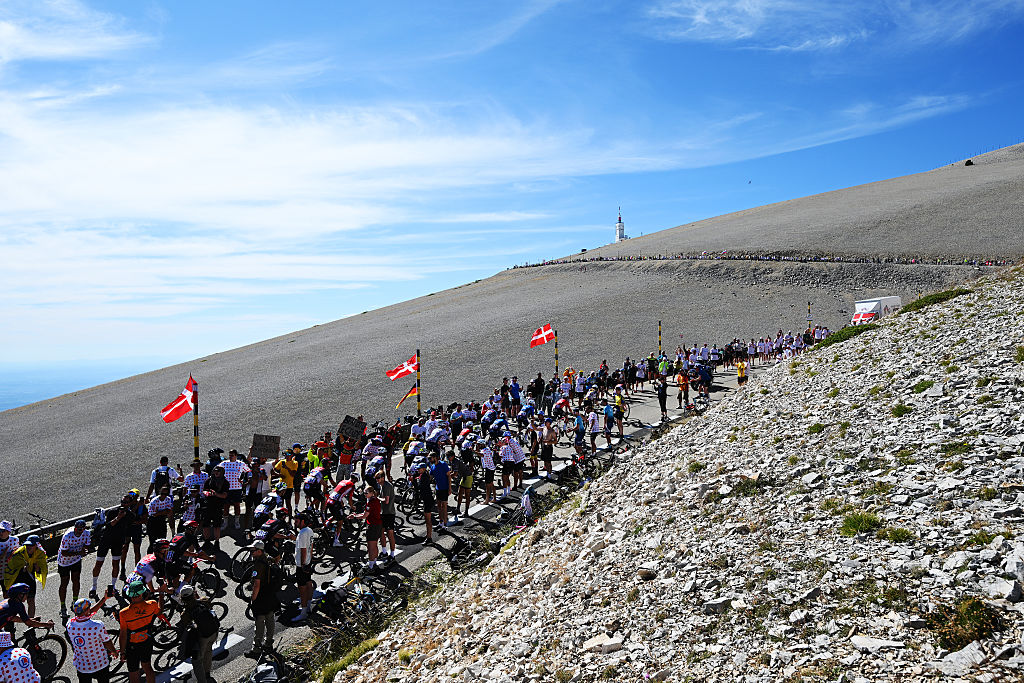 MONT VENTOUX, FRANCE - JULY 22: A general view of the peloton compete climbing to the Mont Ventoux (1902m) landscape during the 112th Tour de France 2025, Stage 16 a 171.5km stage from Montpellier to Mont Ventoux 1902m / #UCIWT / on July 22, 2025 in Mont Ventoux, France. (Photo by Dario Belingheri/Getty Images)