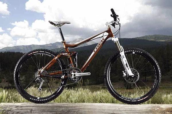 New women's-specific bikes include this rather lovely gold Fuel EX 8 WSD.
