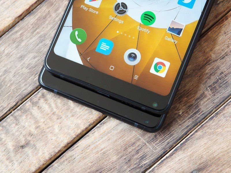 Xiaomi Mi Mix 2S vs. Mi Mix 2
