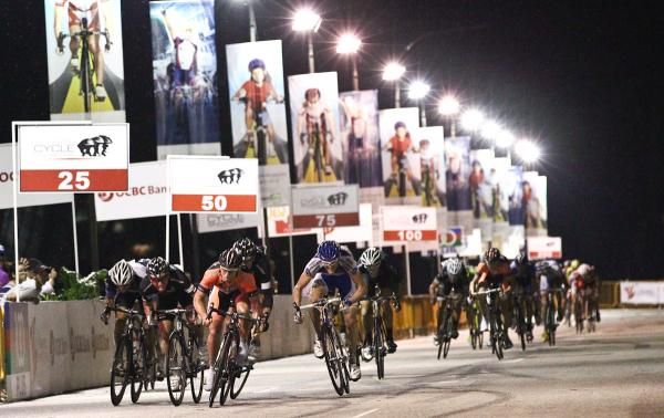 The remnants bunch sprint home after McEwen's win