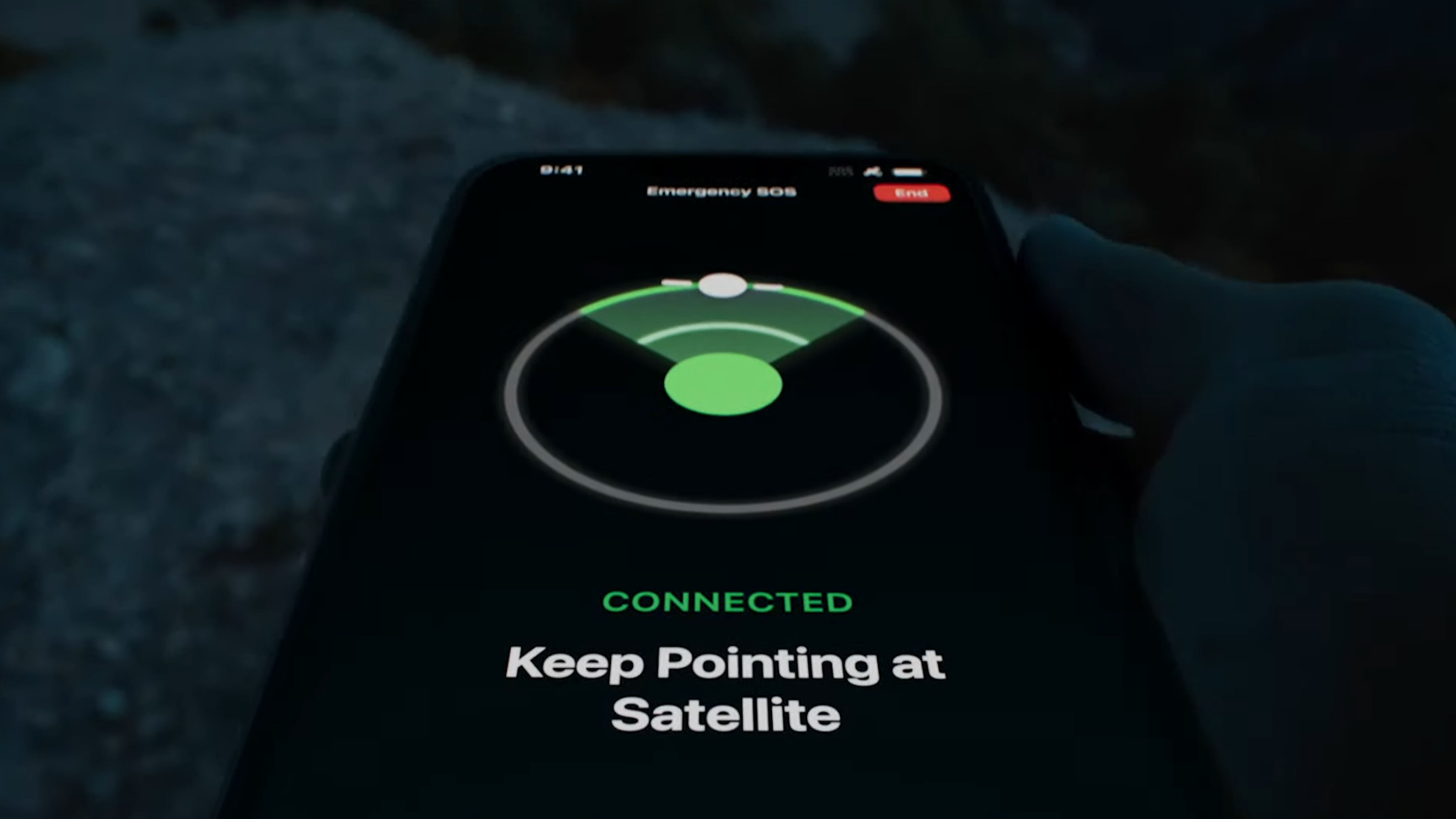 Apple iPhone satellite locator