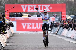 UCI Cyclo-cross World Cup Zonhoven: Undefeated Mathieu van der Poel claims another victory in flawless performance as Thibau Nys is ruled out after crash