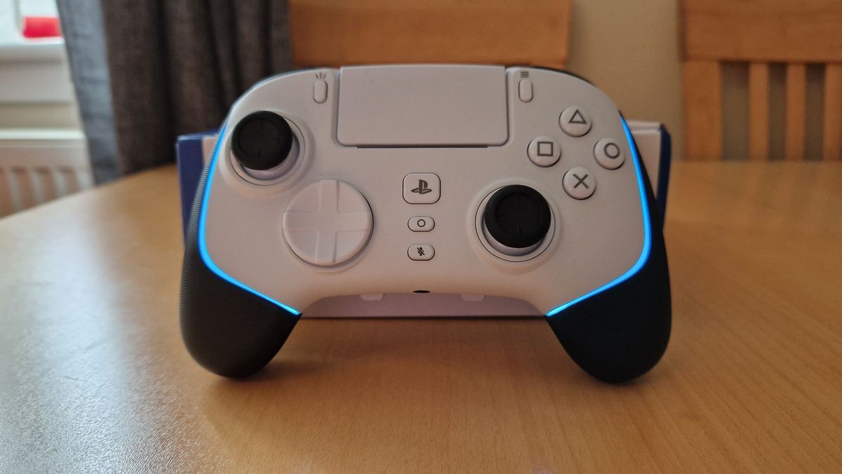 Just got the New Wolverine PS5 controller. I found out it works with  Brook's Wingman NS adapter on Switch. : r/razer