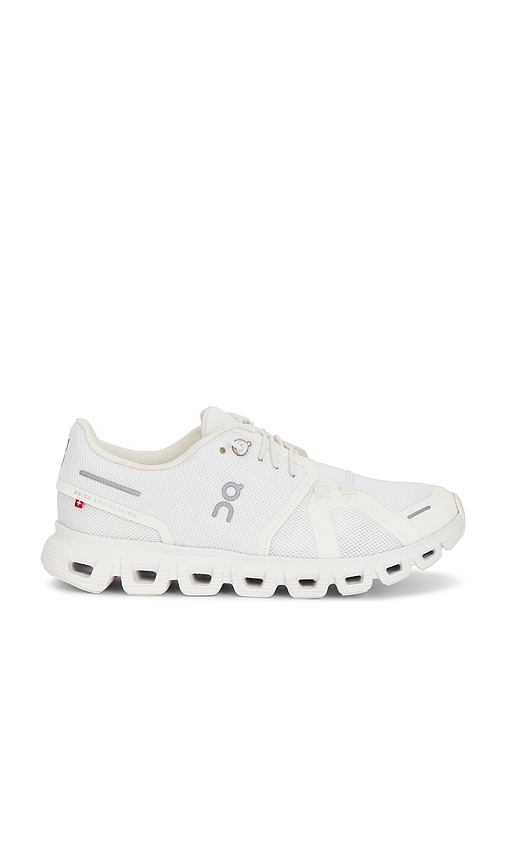 Cloud 6 Sneaker