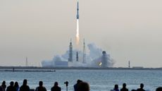Blue Origin New Glenn rocket launch in April 2026