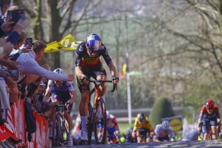 Gent Wevelgem 2022 - 84th Edition - Ypres - Wevelgem 248,8 km - 27/03/2022 - Kemmel - Wout Van Aert (BEL - Team Jumbo - Visma) - photo Luca Bettini/SprintCyclingAgencyÂ©2022