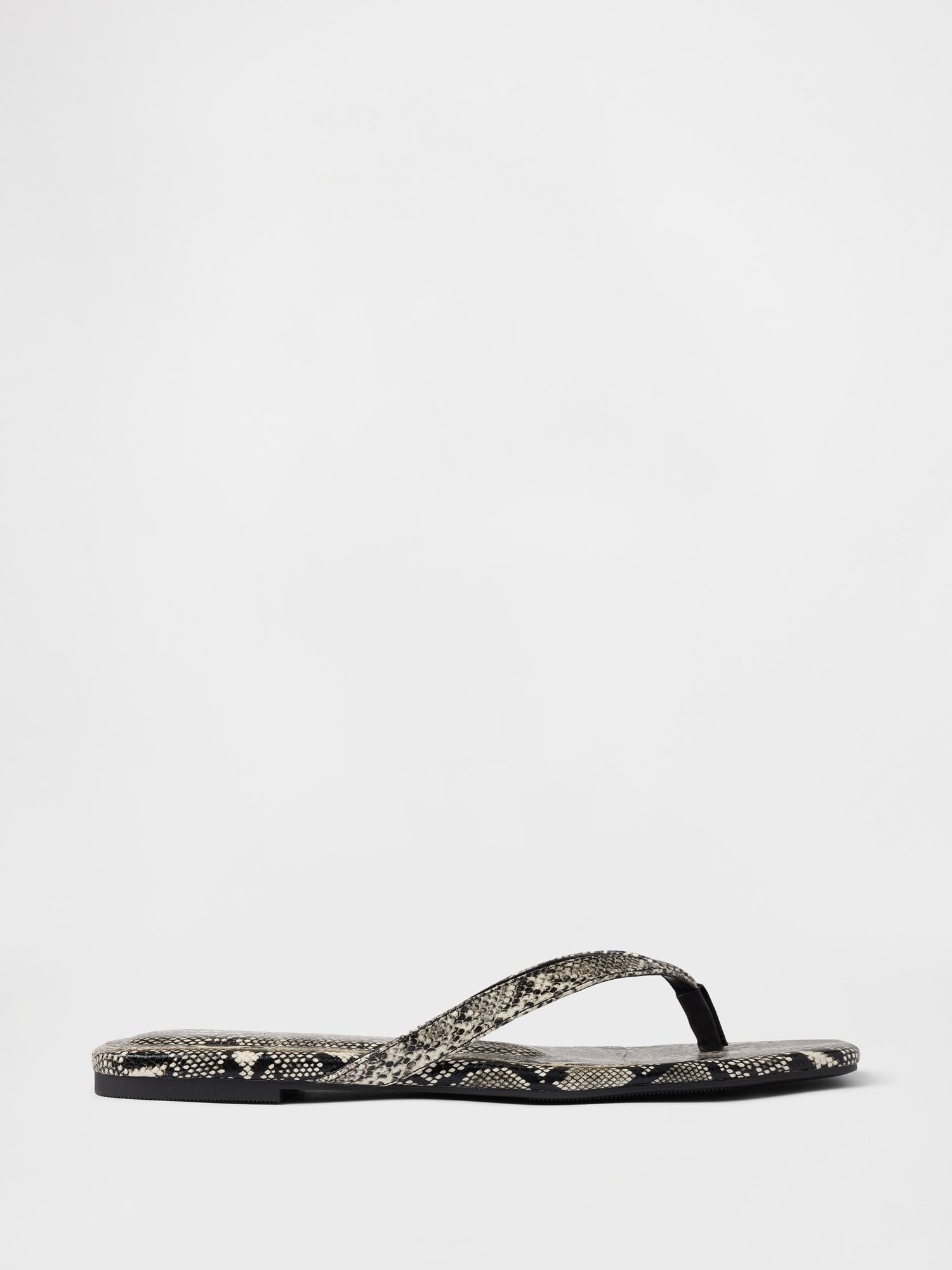 Gap Vegan Leather Flip Flop Sandals