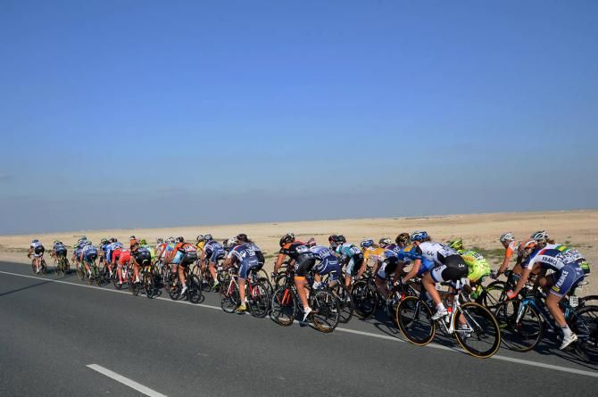 Nothing but the road and the sand in the Ladies Tour of Qatar