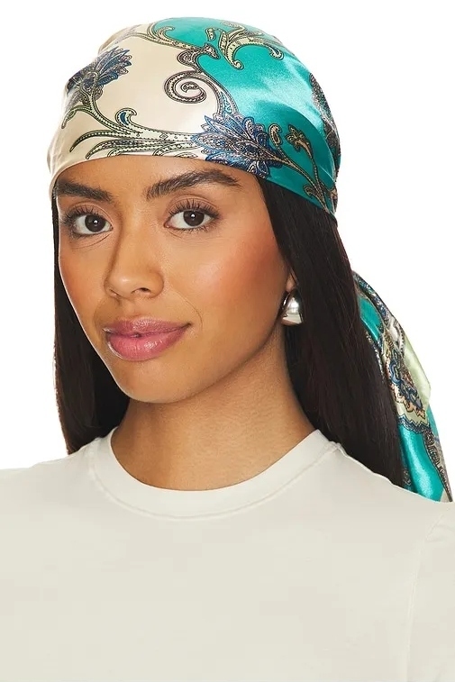 8 Other Reasons, Head Scarf