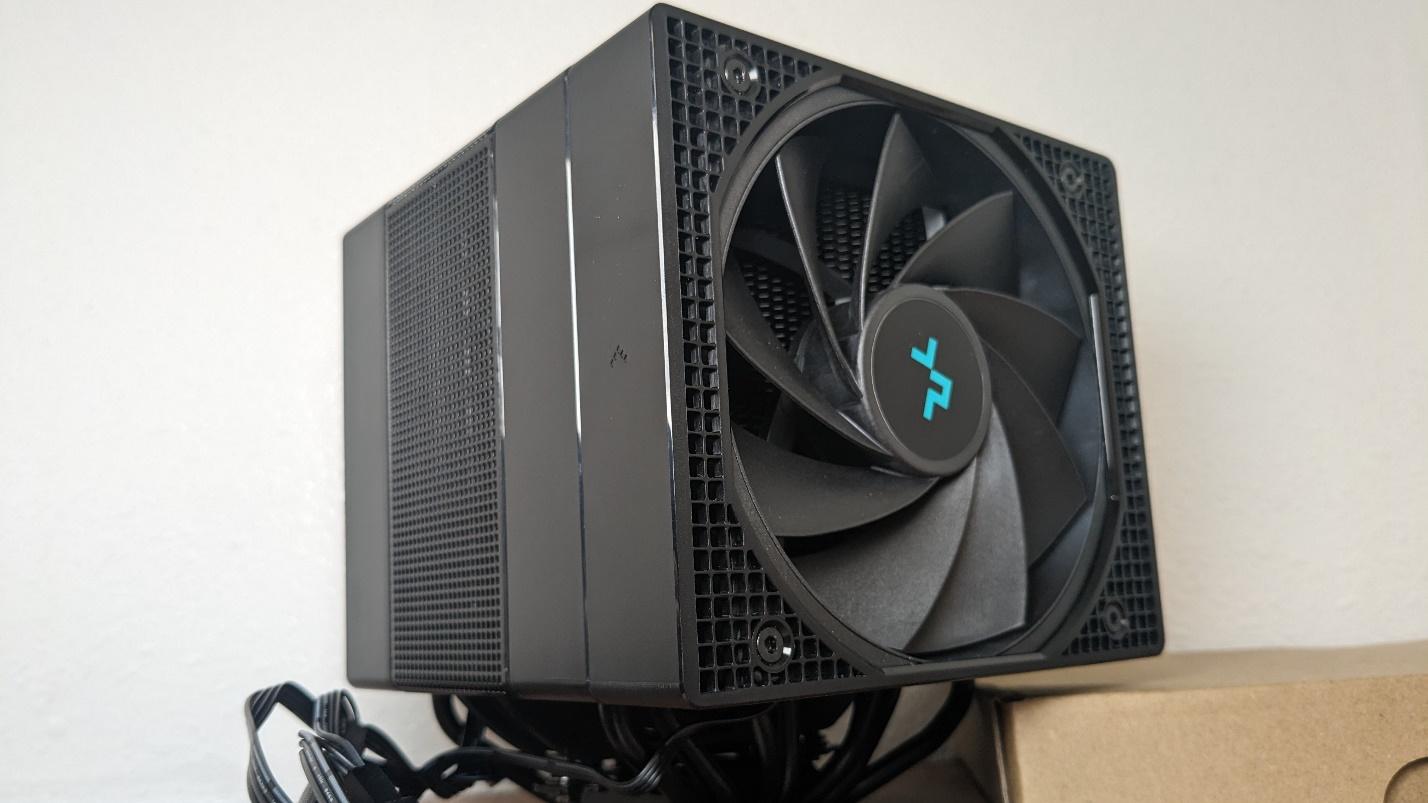 DeepCool Assassin IV review - a completely new air cooler design!
