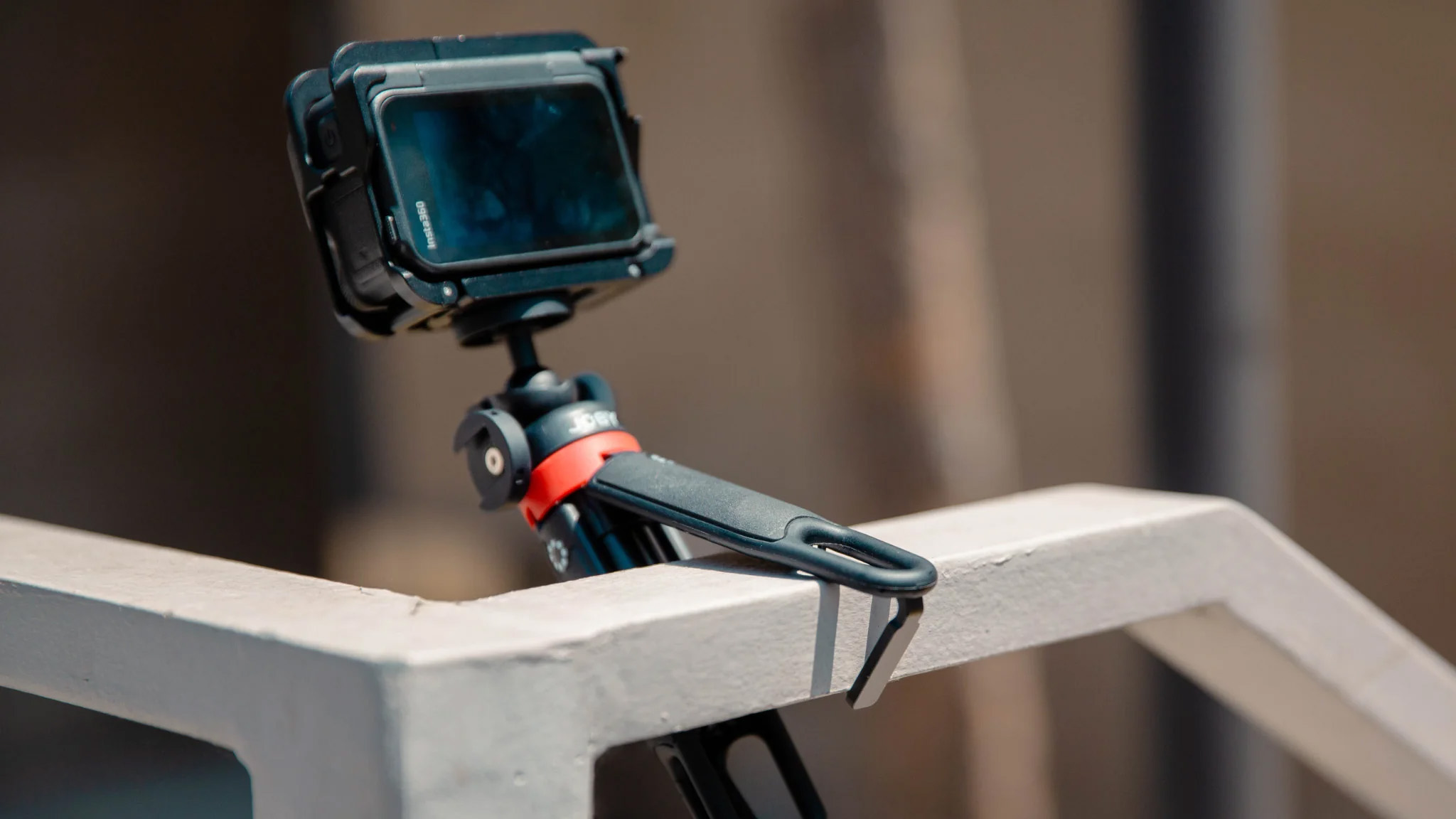 The Joby Handypod Clip Extend being used by a creator