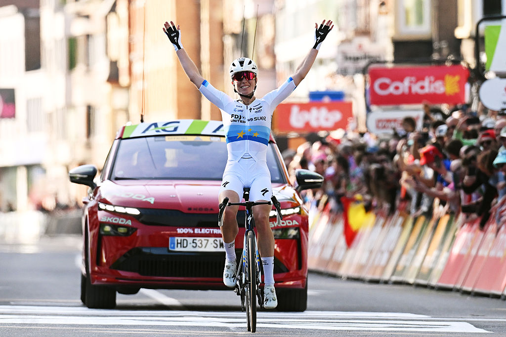 Demi Vollering wins Liege-Bastogne-Liege days after victory at Fleche Wallonne