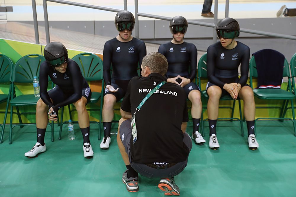 New Zealand waiting to start their team pursuit