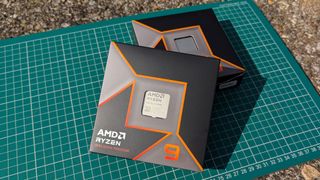 AMD Ryzen 9 9900X and 9950X in retail boxes