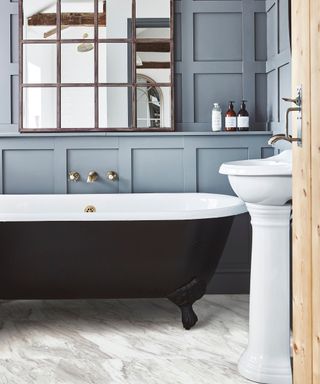 blue panelled bathroom