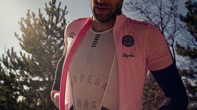 The victories of Il Pirata are the focus of this collection