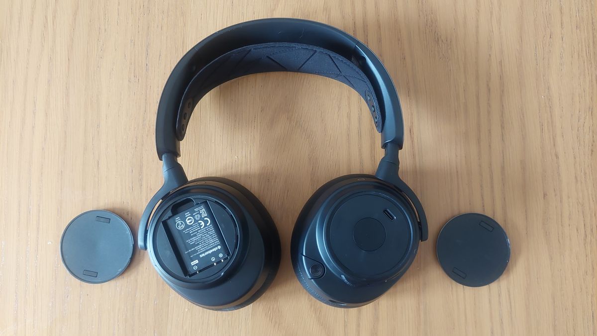 Gaming headset vs online normal headphones