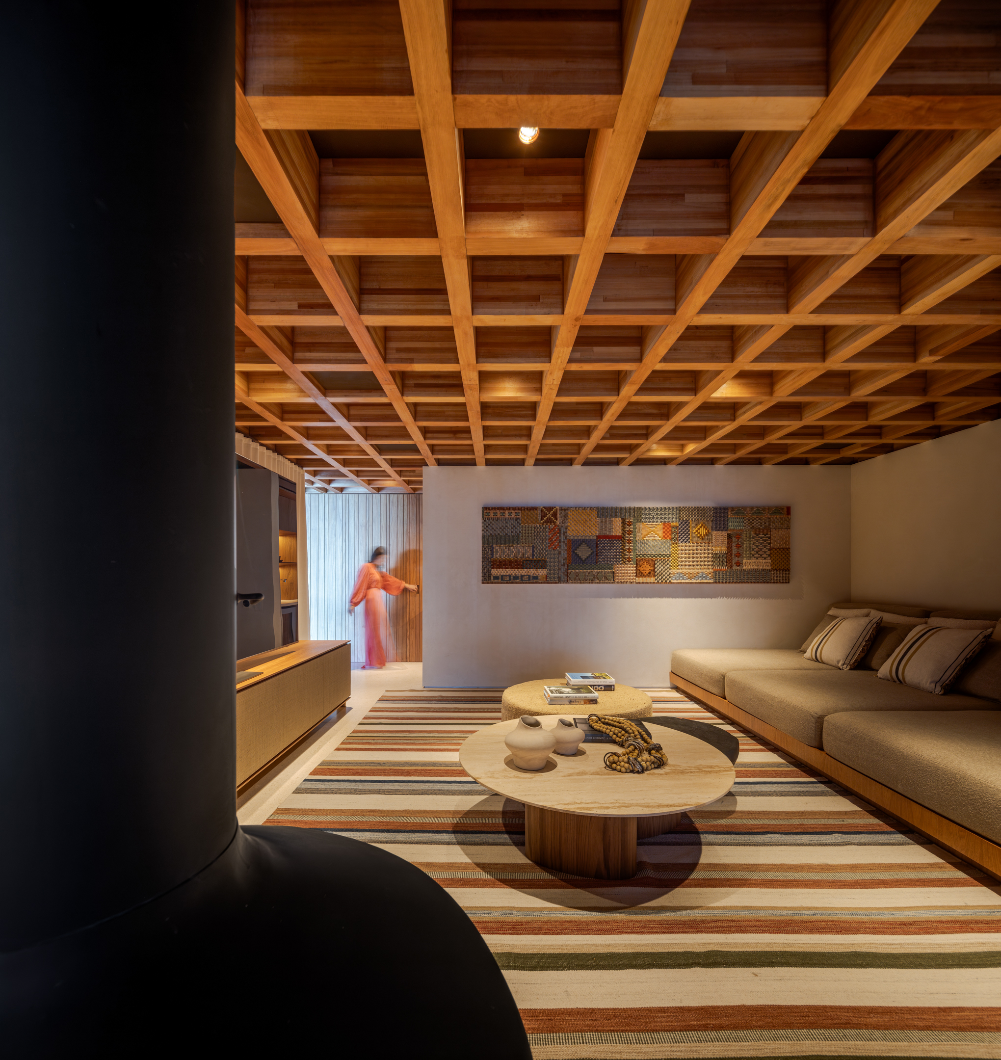 ES House