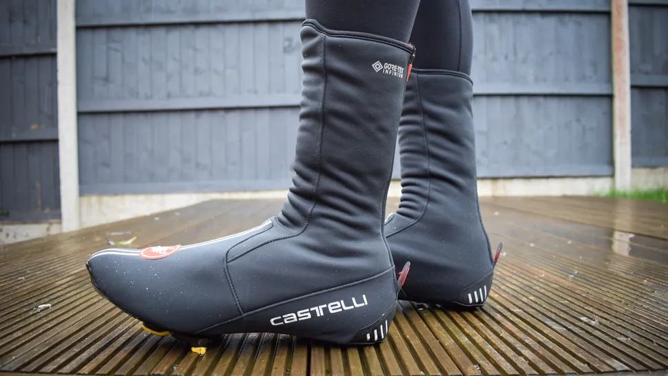 cold feet cycling in winter