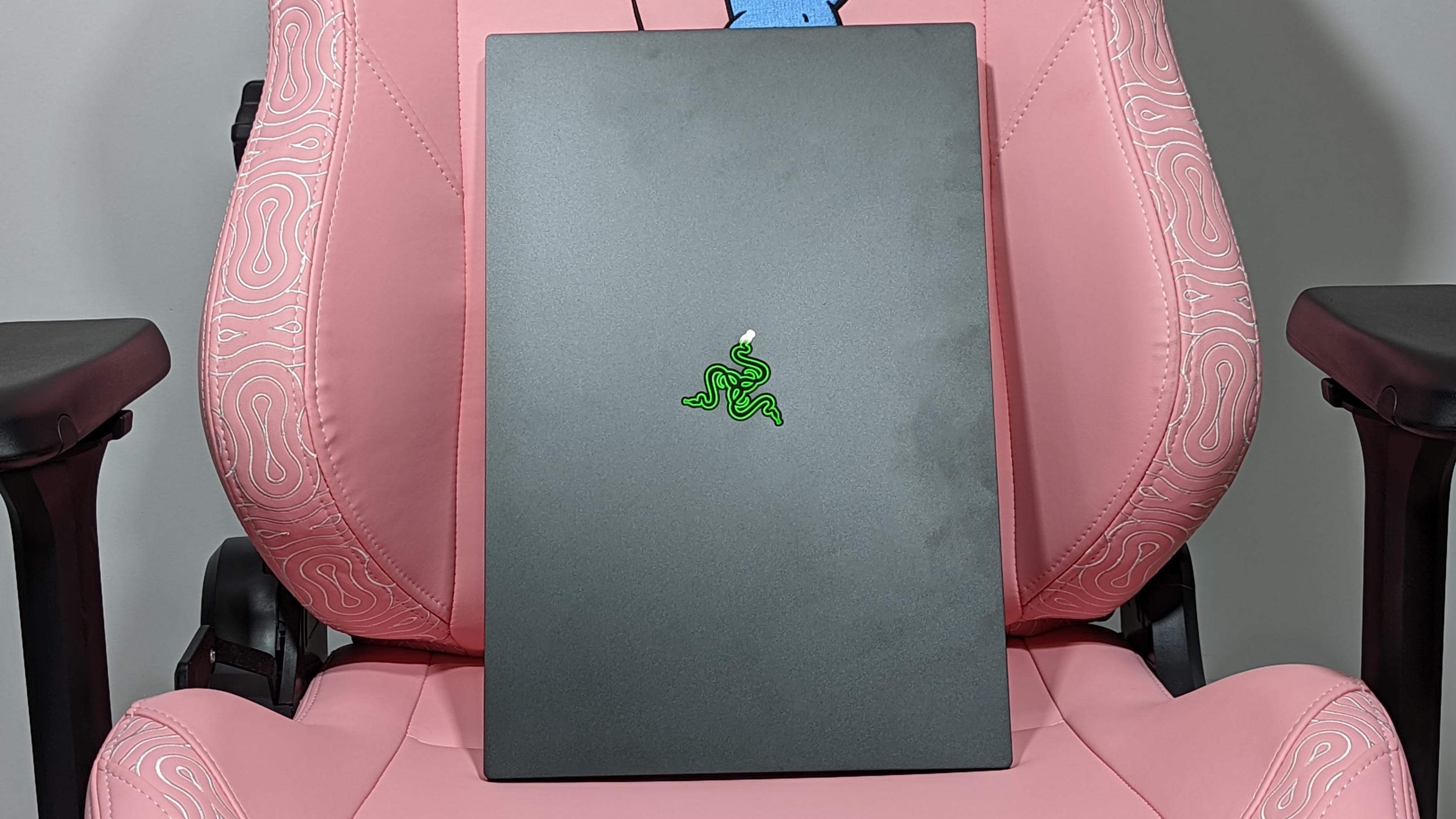 Razer Blade 17 (Early 2022) review